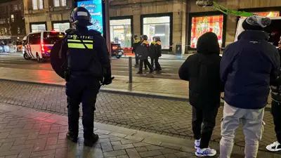 من موقع أعمال الشغب في أمستردام