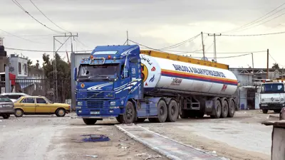 شاحنة وقود في غزة