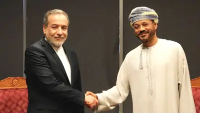 عباس عراقجي ونظيره العماني في مسقط