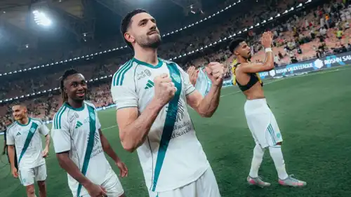 ميريح ديميرال نجم الأهلي السعودي