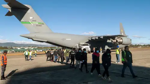 ترحيل مهاجرين من الولايات المتحدة