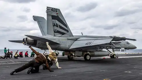 حاملة الطائرات يو إس إس أبراهام لينكولن