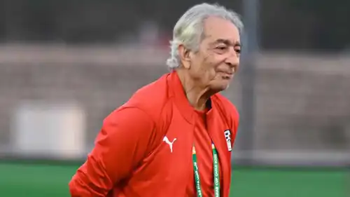 حلمي طولان مدربمنتخب مصر المشارك في كأس العرب