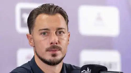 ماتياس يايسله مدرب الأهلي السعودي