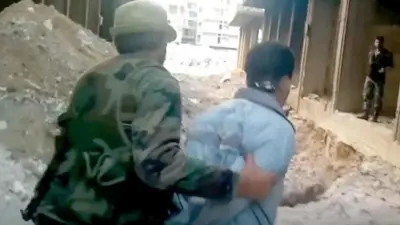 لقطة من فيديو نشرته "الغارديان" من مجزرة التضامن