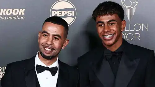 لامين يامال ووالده منير نصراوي