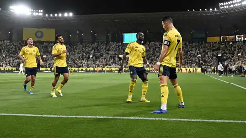 ساديو ماني مع رونالدو