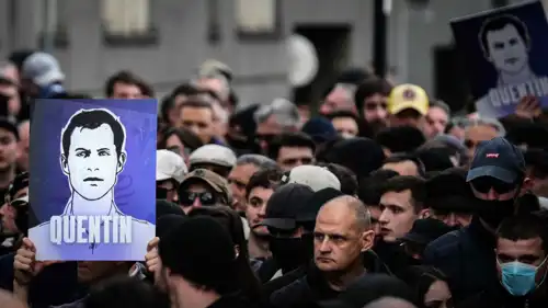 محتجون في فرنسا على مقتل الناشط اليميني كونتان