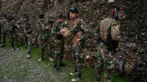 مقاتلون أكراد إيرانيون في شمالي العراق