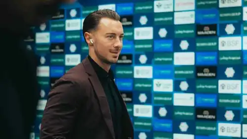 ماتياس يايسله مدرب الأهلي السعودي