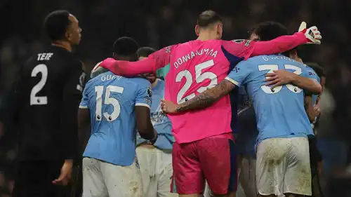 فرحة لاعبو السيتي بالفوز على فولهام