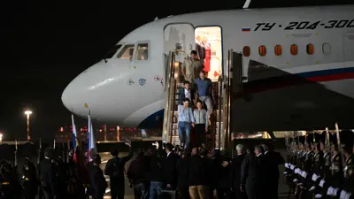 استقبال رسمي للسجناء الروس لدى عودتهم إلى موسكو الخميس