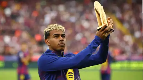 لامين يامال نجم برشلونة