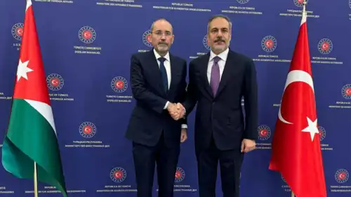 وزيرا خارجية الأردن وتركيا خلال لقاء سابق