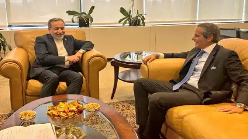 لقاء غروسي وعراقجي في نيويورك