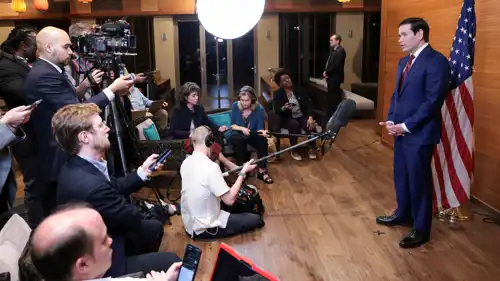 ماركو روبيو يتحدث للصحفيين