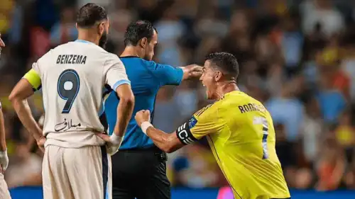 رونالدو وبنزيما في مباراة النصر والاتحاد