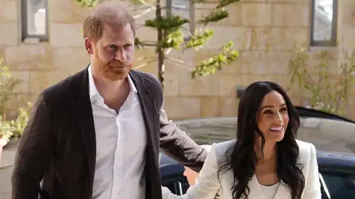 أثناء زيارة الأمير هاري وميغان إلى الأردن