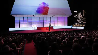 خلال افتتاح مهرجان كان السينمائي