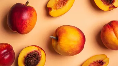 فاكهة النكتارين