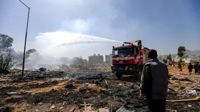 سيارة إطفاء في صنعاء