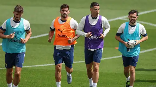 كريستيانو رونالدو في تدريبات منتخب البرتغال