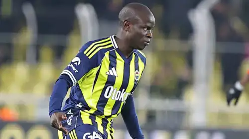 نغولو كانتي نجم فنربخشة التركي