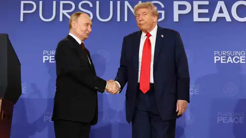 ترامب وبوتين خلال قمة ألاسكا