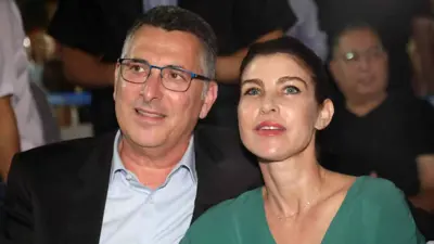 جيولا إيفين وجدعون ساعر