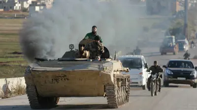 عناصر من الفصائل المسلحة 