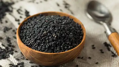 السمسم الأسود