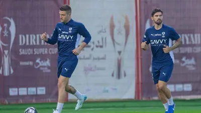 تدريبات الهلال استعدادا لمواجهة الأهلي