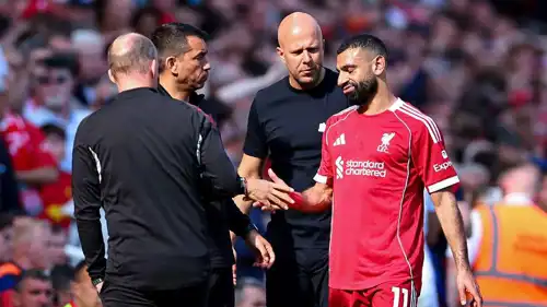 خروج محمد صلاح للإصابة