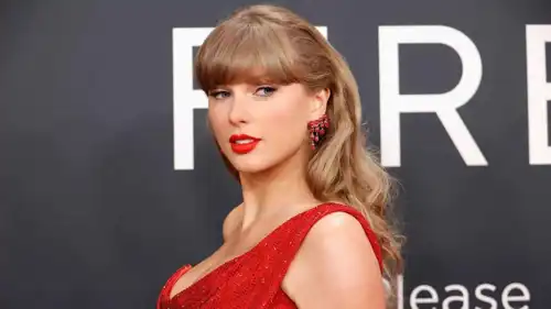 تايلور سويفت