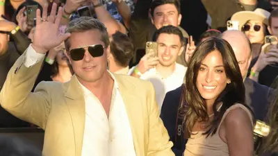 براد بست وإينيس دي رامون