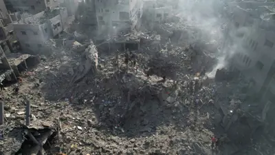 آثار القصف الإسرائيلي على قطاع غزة