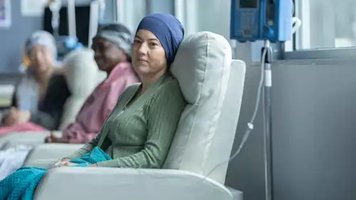 مريضات أثناء جلسة علاج كيميائي