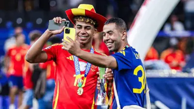 لامين يامال ووالده