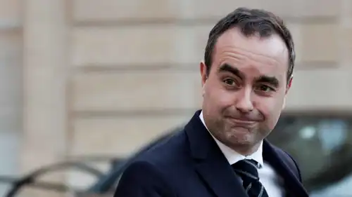 رئيس الوزراء الفرنسي سيباستيان لوكورنو