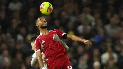 مباراة ليفربول وليدز يونايتد في الدوري الإنجليزي