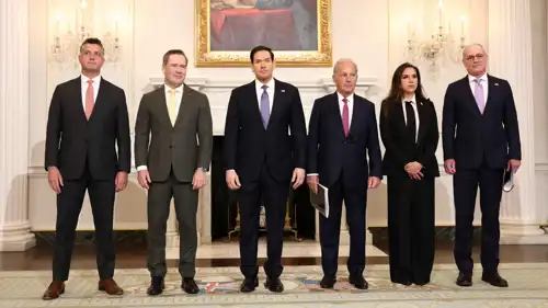 المشاركون في محادثات لبنان وإسرائيل في واشنطن