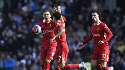 داروين نونيز مع ليفربول الإنجليزي