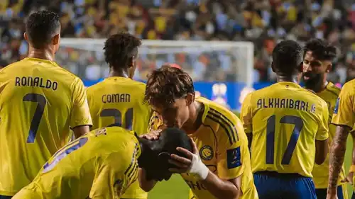 لاعبو النصر السعودي