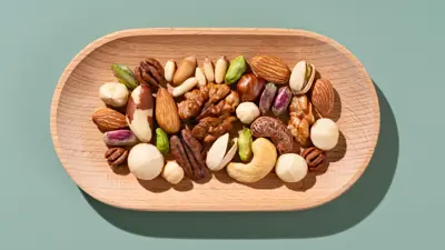 مكسرات نيئة