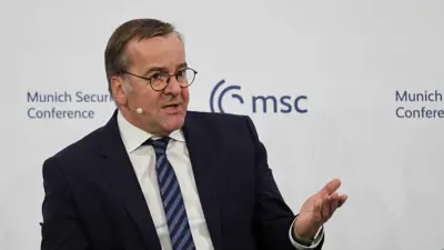 وزير الدفاع الألماني في مؤتمر ميونخ للأمن