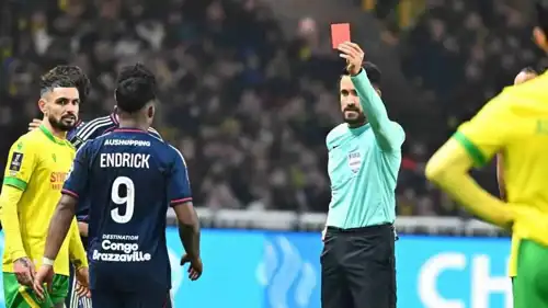 طرد إندريك في مباراة ليون ونانت