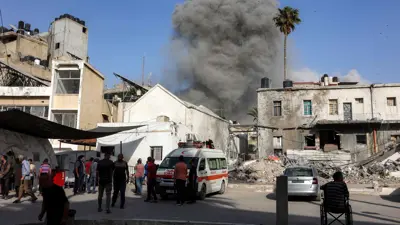 آثار غارات إسرائيلية على غزة