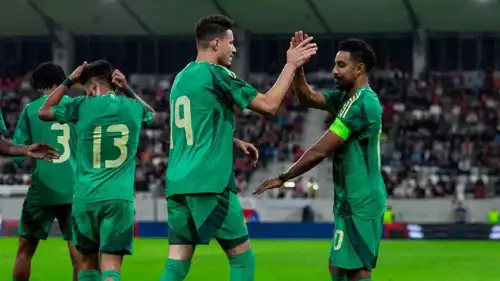 احتفال لاعبي المنتخب السعودي