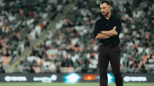 ماتياس يايسله مدرب الأهلي السعودي