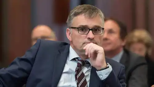  المتحدث باسم الحكومة الألمانية، شتيفان كورنيليوس